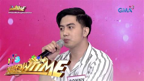 Binata, hiniwalayan ang girlfriend dahil sa nagsawa na raw.